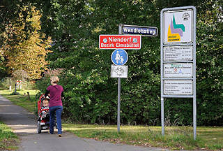 7304 Grenzschild Stadtteil Niendorf, Bezirk Eimsbttel.